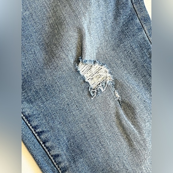 Lucky Brand Lolita Super Skinny Light Blue Slightly Distressed Jeans Size 6 - Picture 8 of 16